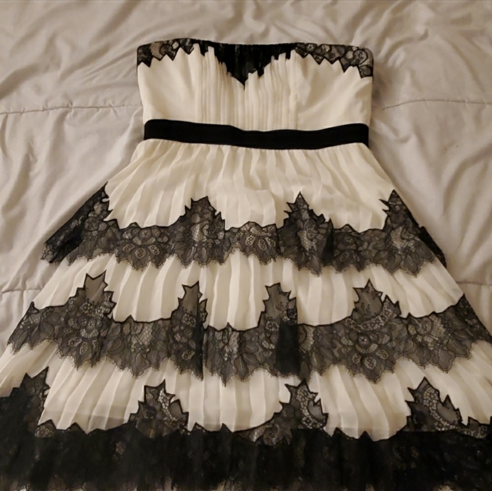 BCBG MAXAZRIA  Dress